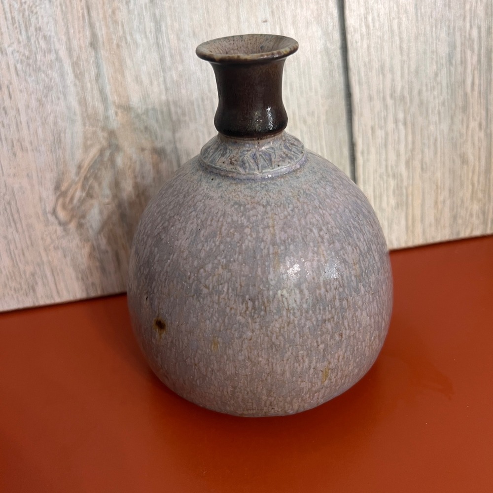 Studio Art Pottery‎ Bud Vase Lavender Grey Speckled Glaze Hand Thrown 5"